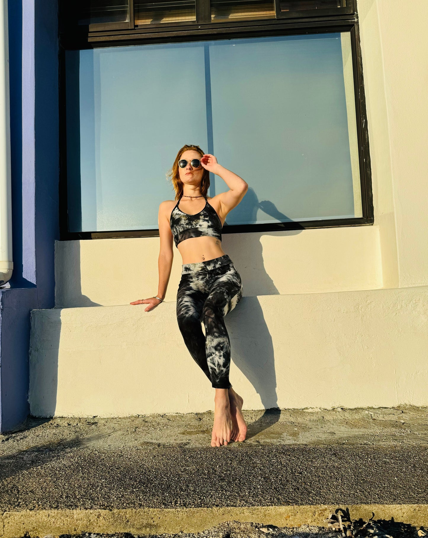 Minimalist Legging and Bra Set (Black Tie Dye)