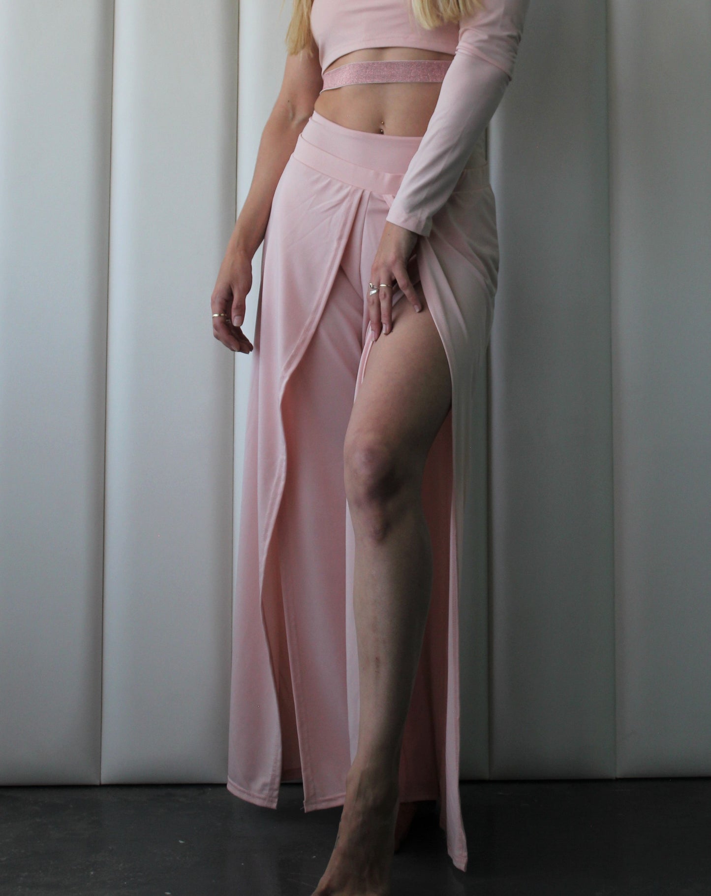 Jasmine Split Pants (Pale Pink)